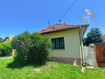 Ponúkam na predaj krásny pozemok vo výbornej lokalite.