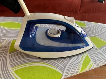 žehlička Tefal