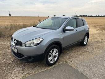 Nissan Qashqai 1,5 diesel, 4x2, 5 miestne