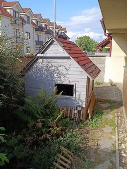 Domček na zahradu