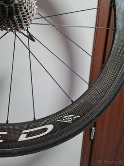 Karbonovy bicykel kemo + kolesa
