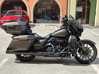 Harley-Davidson CVO Street Glide 117