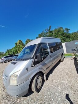 Ford  Transit  9 miest