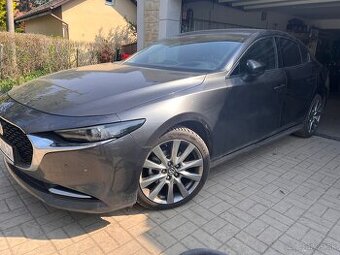 Mazda 3 - r. 2024