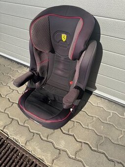 Detská autosedačka Ferrari