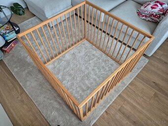 Predám detskú drevenú ohrádku