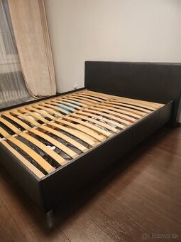 Posteľ 160x200