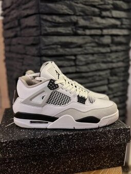 Jordan 4 Military Black