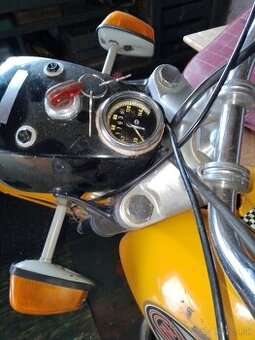 Motocykel Jawa ČZ 175, 477