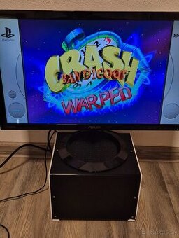 Herná konzola + multimediálne centrum