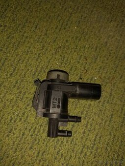 Elektromagnetický podtlakový ventil