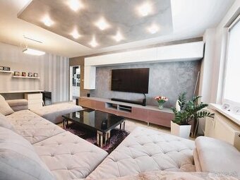 Ojedinelý 4+1 izbový byt s dvomi pivnicami a parkovaním,