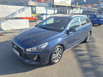 Hyundai i30 CW 1.6 CRDi 110 Family