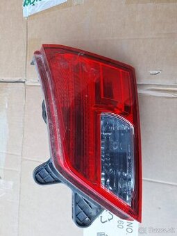 SUBARU OUTBACK IV ZADNE SVETLO