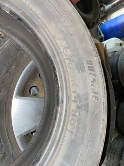 Pneu kumho 175/65r14 2021