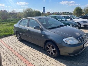 Predám toyota corolla 1.4i sedan rok 2003 - 1