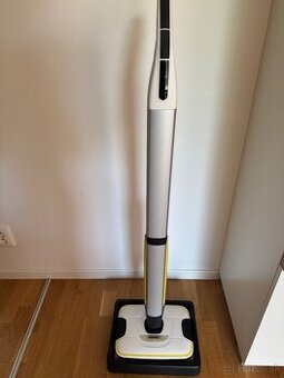 Akumulatorovy cistic podlah Karcher