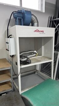 Lakovaci/striekaci BOX s odsavanim