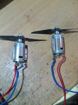Modelárský motor + vrtula.