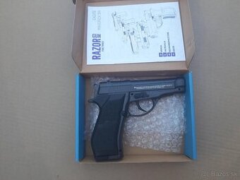 Razor Gun Maverick 84