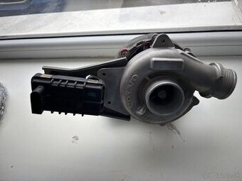 Predám turbo na Volvo 2,4 d5 136kw