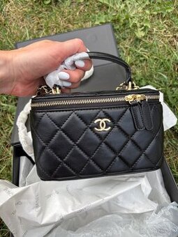 Chanel Vanity kabelka