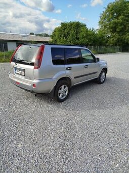 Nissan X-Trail 2.2dci 100kw 4x4 SUV
