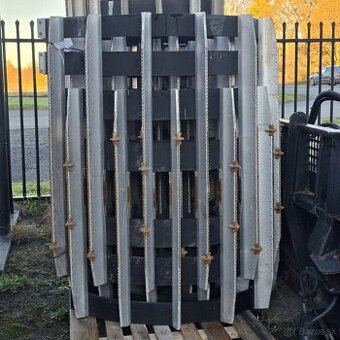 PB 600, pásy, rolba, ratrak, Pisten Bully - 1