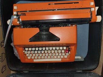 Písací stroj Consul 2224