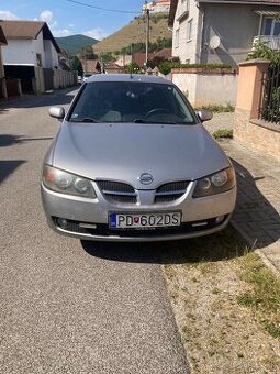 Nissan Almera 1.5i