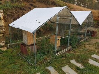 Voliery pre papagáje - 1