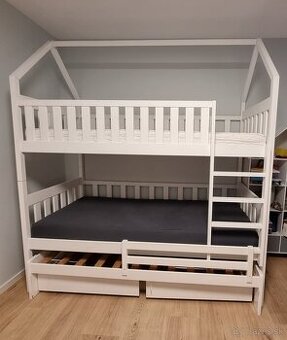 Poschodová posteľ domček montessori