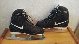 Damske ladove korcule NIKE velkost 42