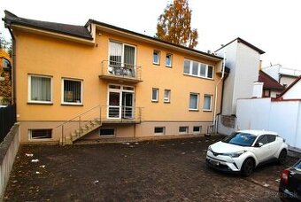 Prenájom komerčné priestory /89 m2/ Žilina - centrum