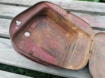 Kaslík na batériu na Jawa, CZ, 350, 250, 175, panelka