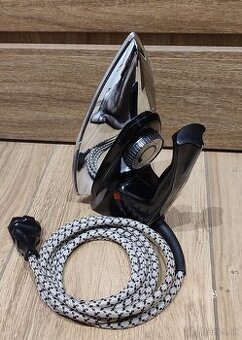 Zbierka retro žehličiek