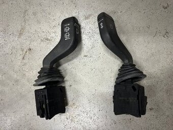 Opel páčky smeroviek/svetiel a stieračov.