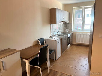 PREDAJ MENŠÍ 2 - IZBOVÝ BYT UL. KAMENNÁ