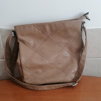 Svetlo hnedá kabelka