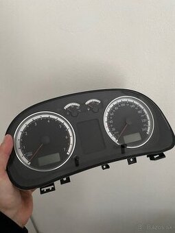 Benzín Sportchrom budíky golf 4