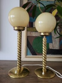 2 stolové lampy