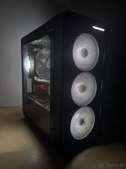 Silný počítač na hry aj prácu – RX 6800, SSD, 16GB RAM