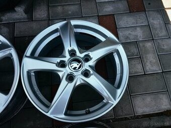 Škoda,Octavia,Volkswagen,Golf,Passat,Seat 5x112 r16