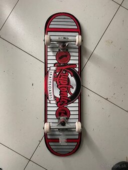 Skateboard Kryptonics Ako novy