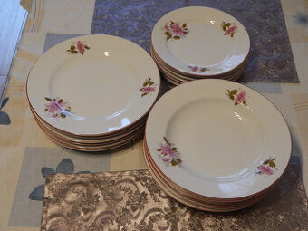 Porcelánová retro súprava tanierov 18ks