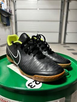 Halové topánky na Foodball Nike