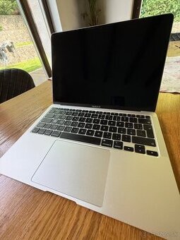 MacBook Air M1