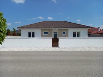 PREDAJ 4 izbovej novostavby, Dunajská Streda