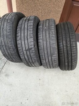195/65R15 letné pneu.