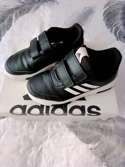 Botasky ADIDAS veľ 30,5 a 32,5